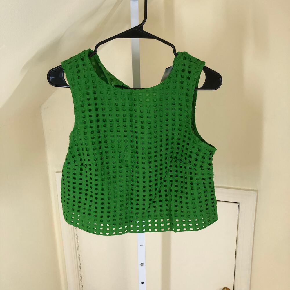 Kate Spade X Target NWT Green Boxy Eyelet Crop Top Size XS Broken Button Loop - Picture 3 of 15